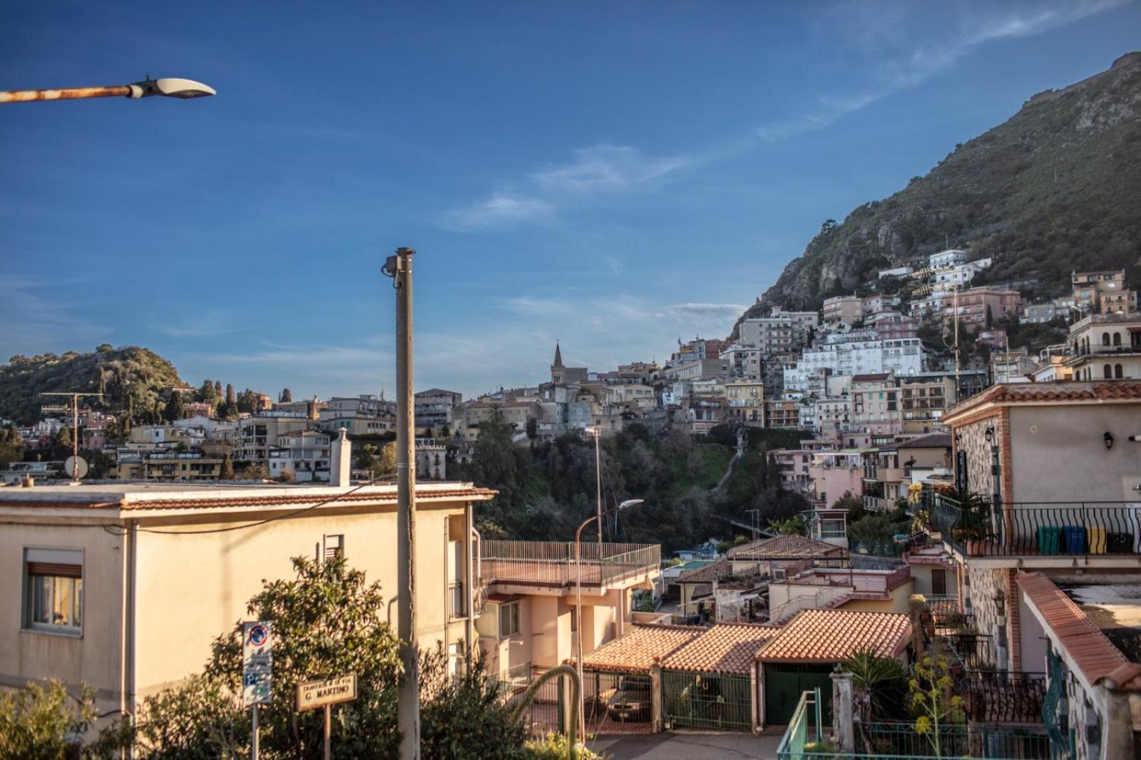 Suite Apartment Taormina Exterior foto