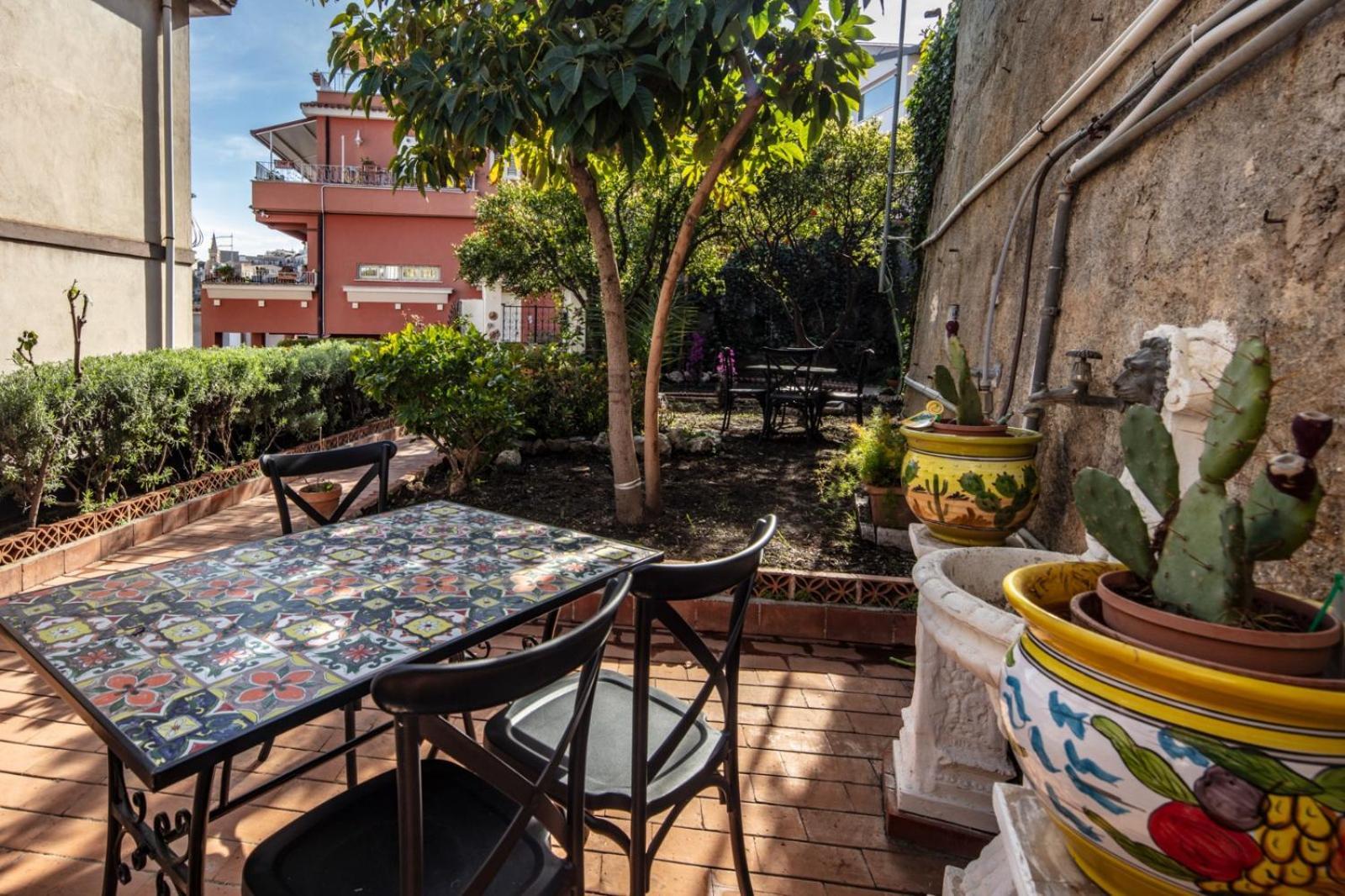 Suite Apartment Taormina Exterior foto