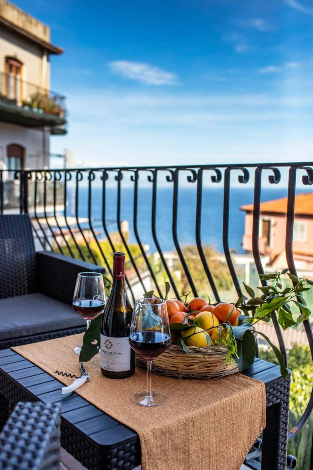 Suite Apartment Taormina Exterior foto